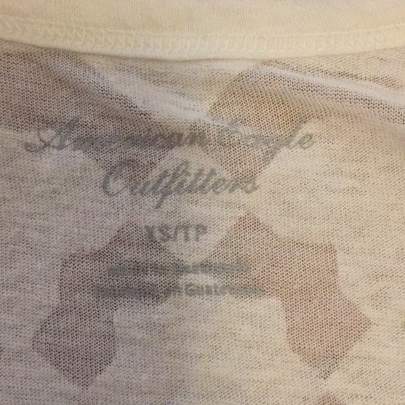 Patterned Tank Top - Picture 3 of 4